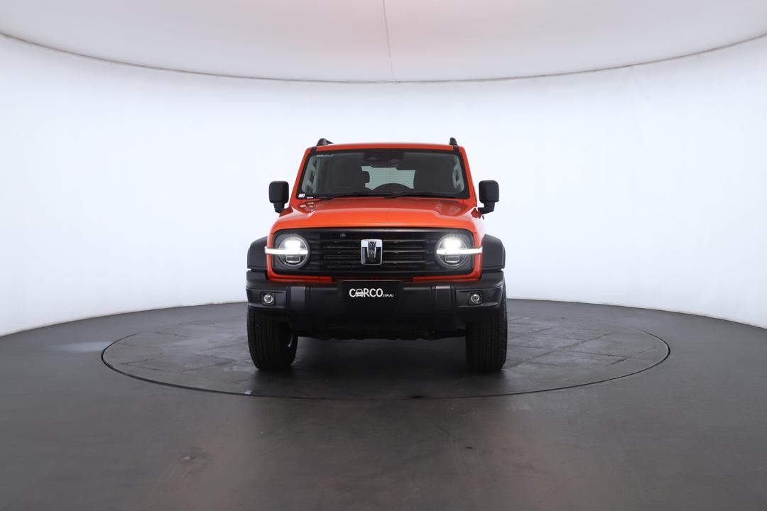 Exterior view frame 3