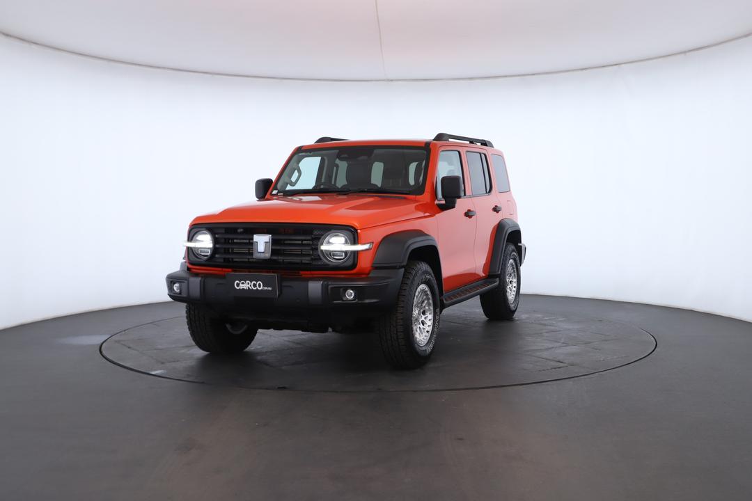 Exterior view frame 4