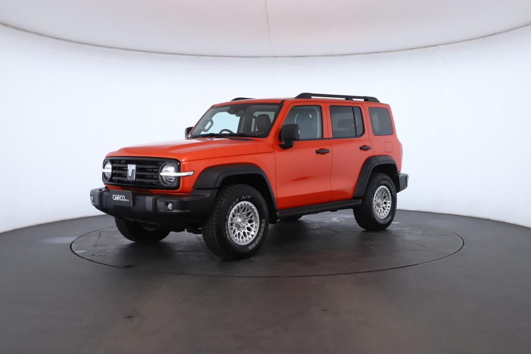 Exterior view frame 5