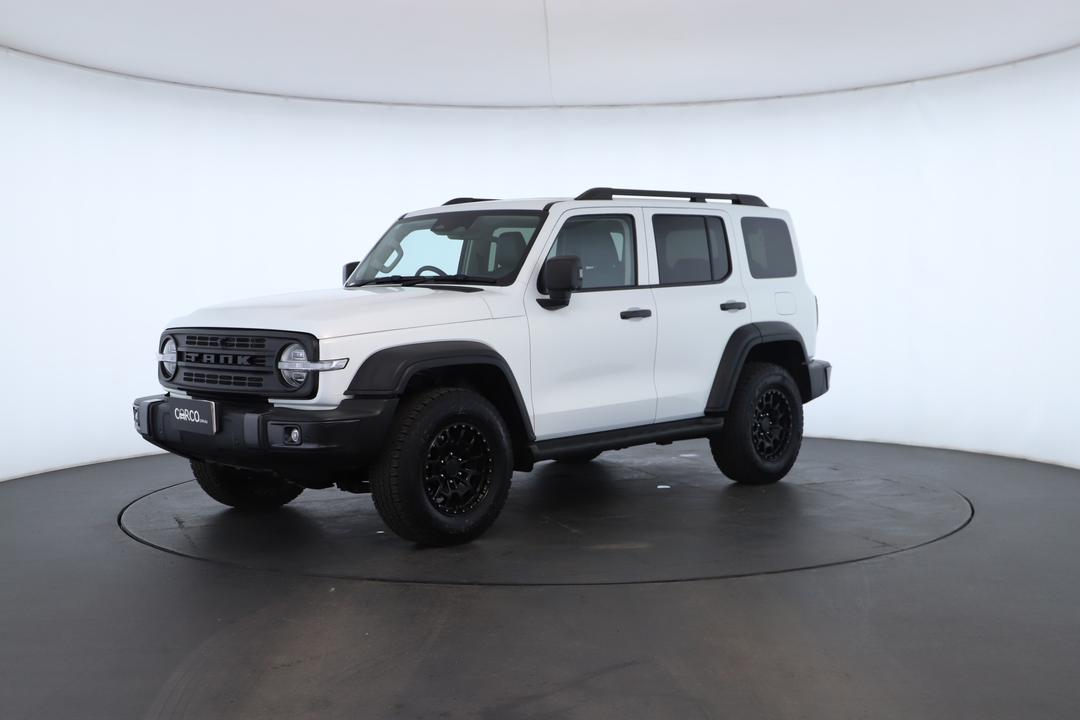 Exterior view frame 5