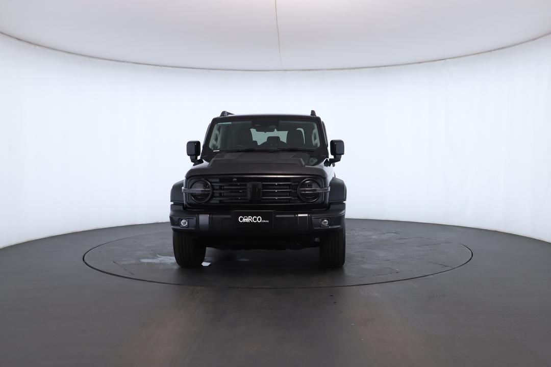 Exterior view frame 3