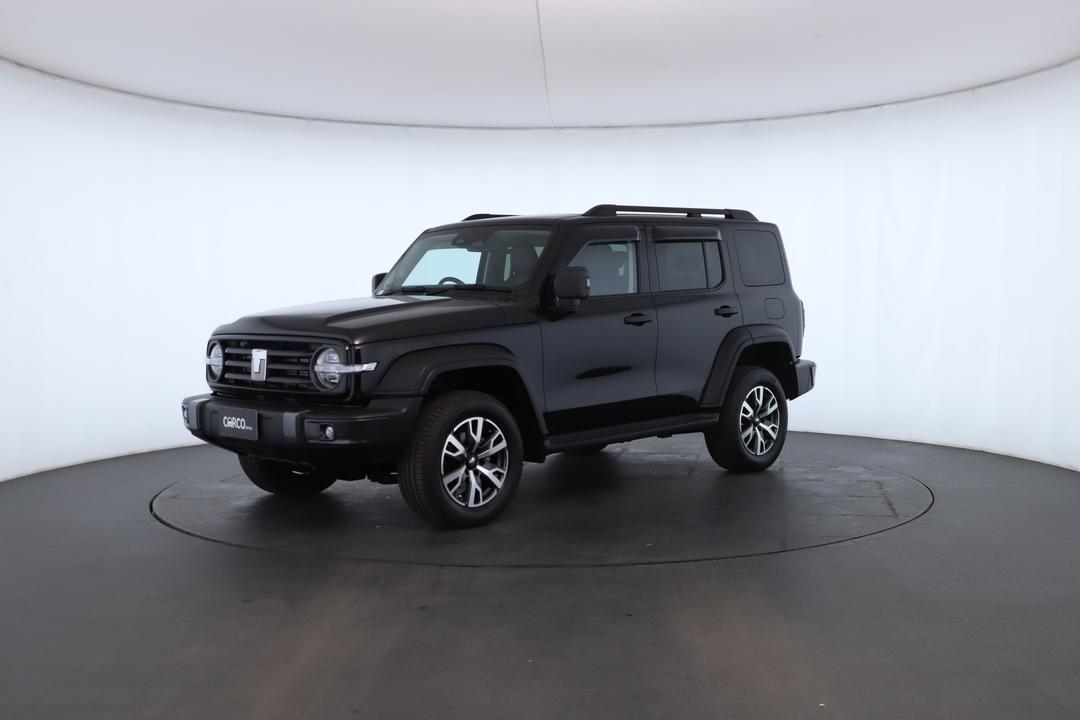 Exterior view frame 5