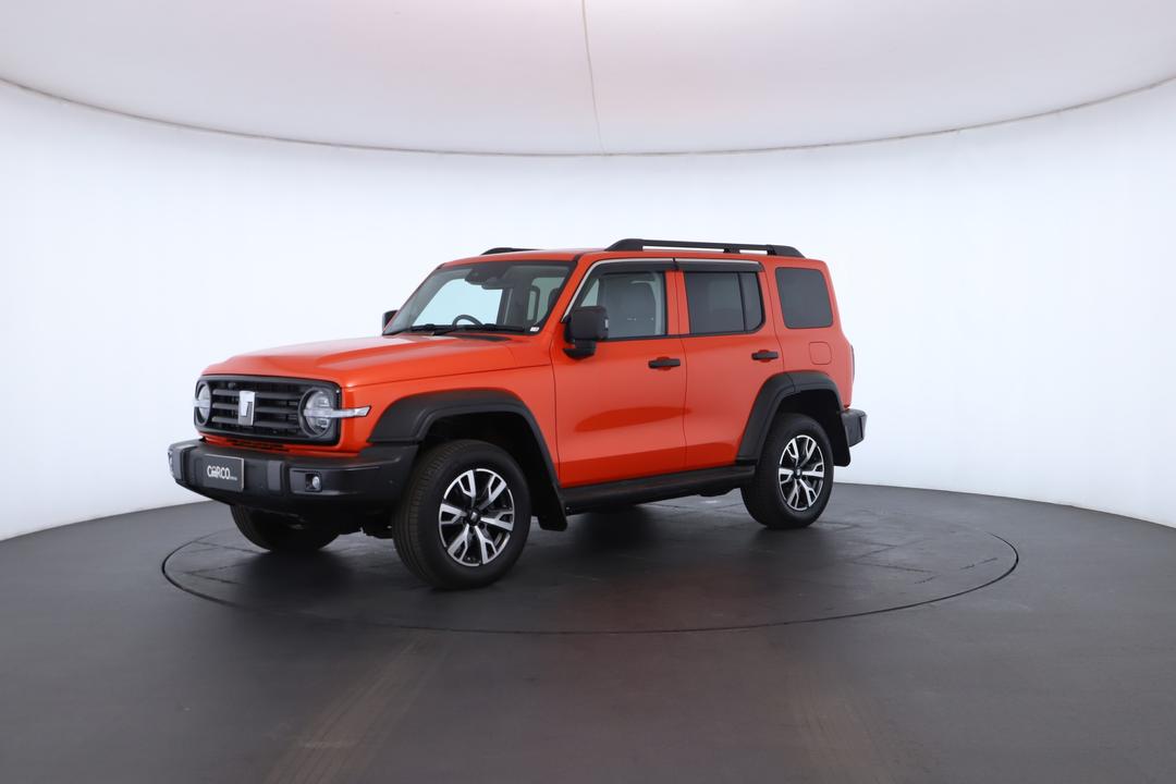 Exterior view frame 5