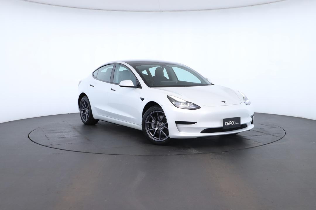 Exterior view frame 0