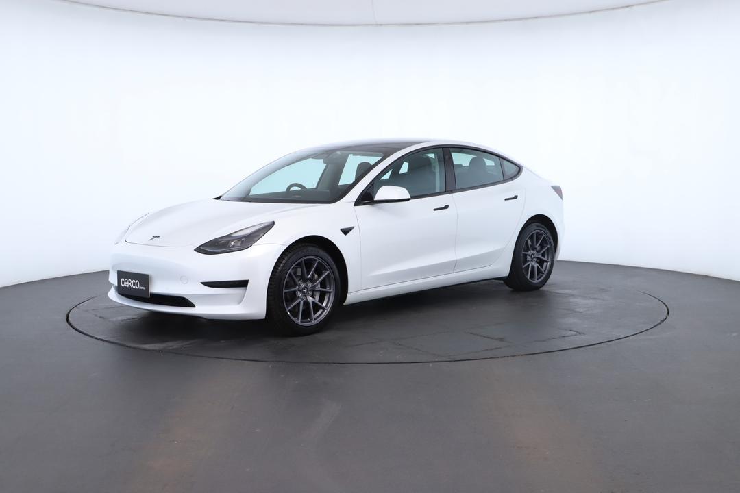 Exterior view frame 5