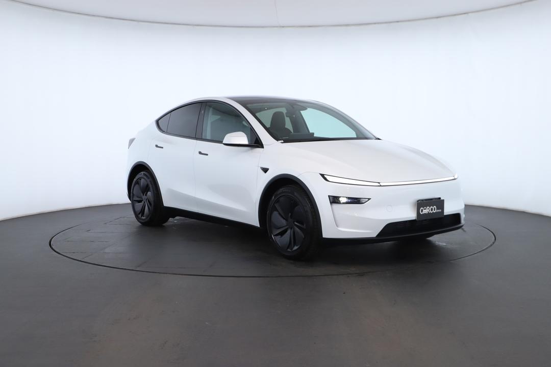 Exterior view frame 1