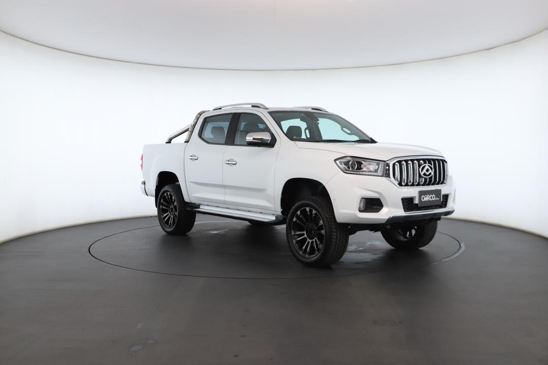 Exterior view frame 1