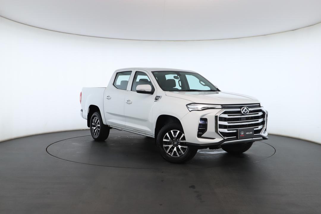 Exterior view frame 0