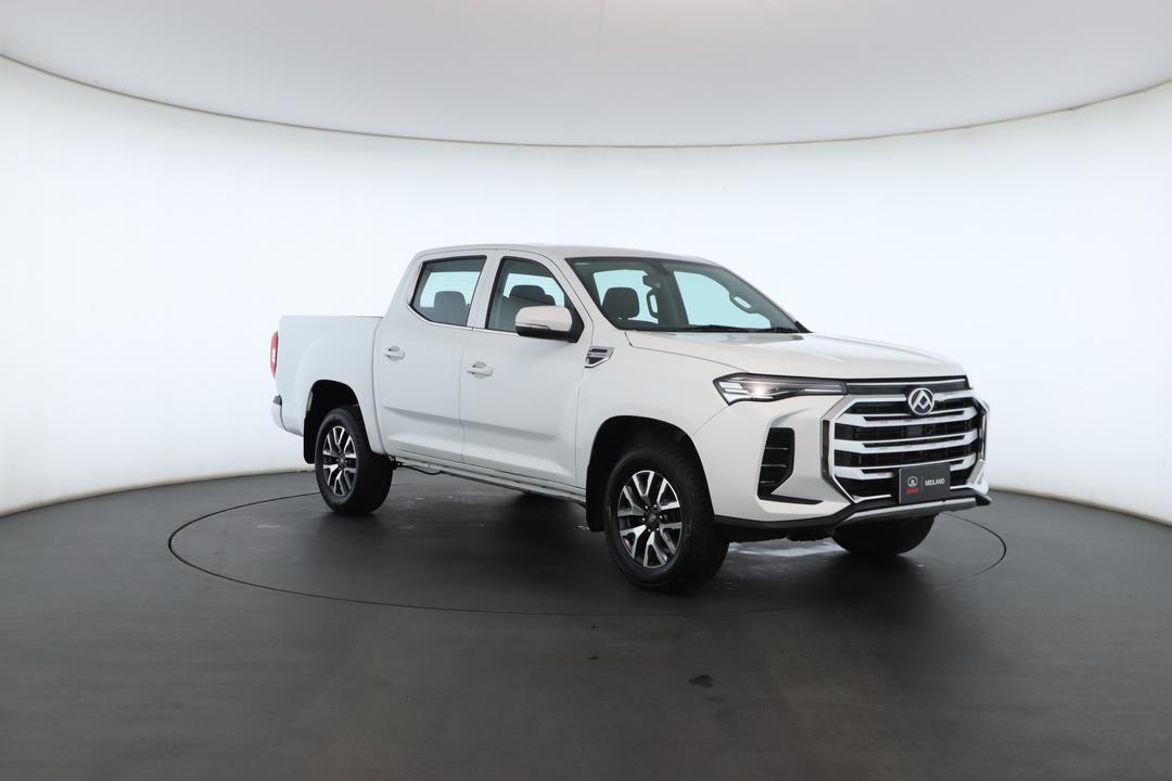 Exterior view frame 1