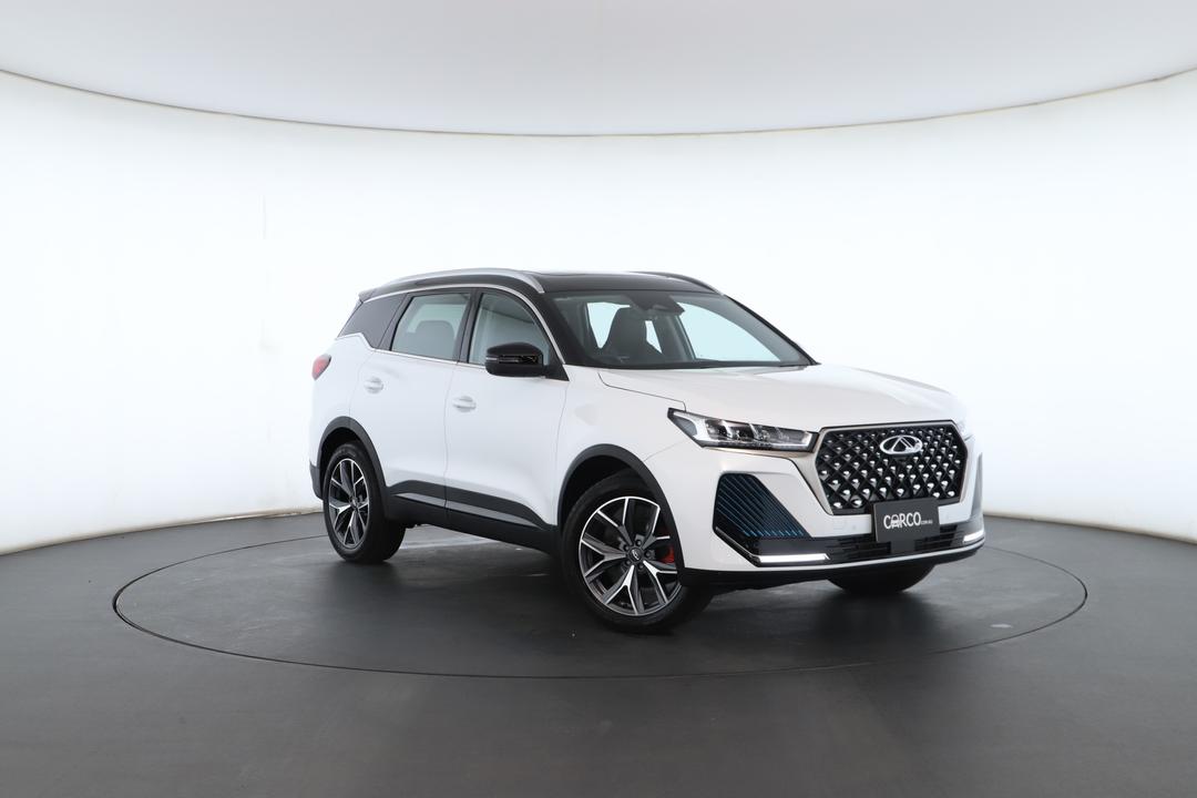 Exterior view frame 0