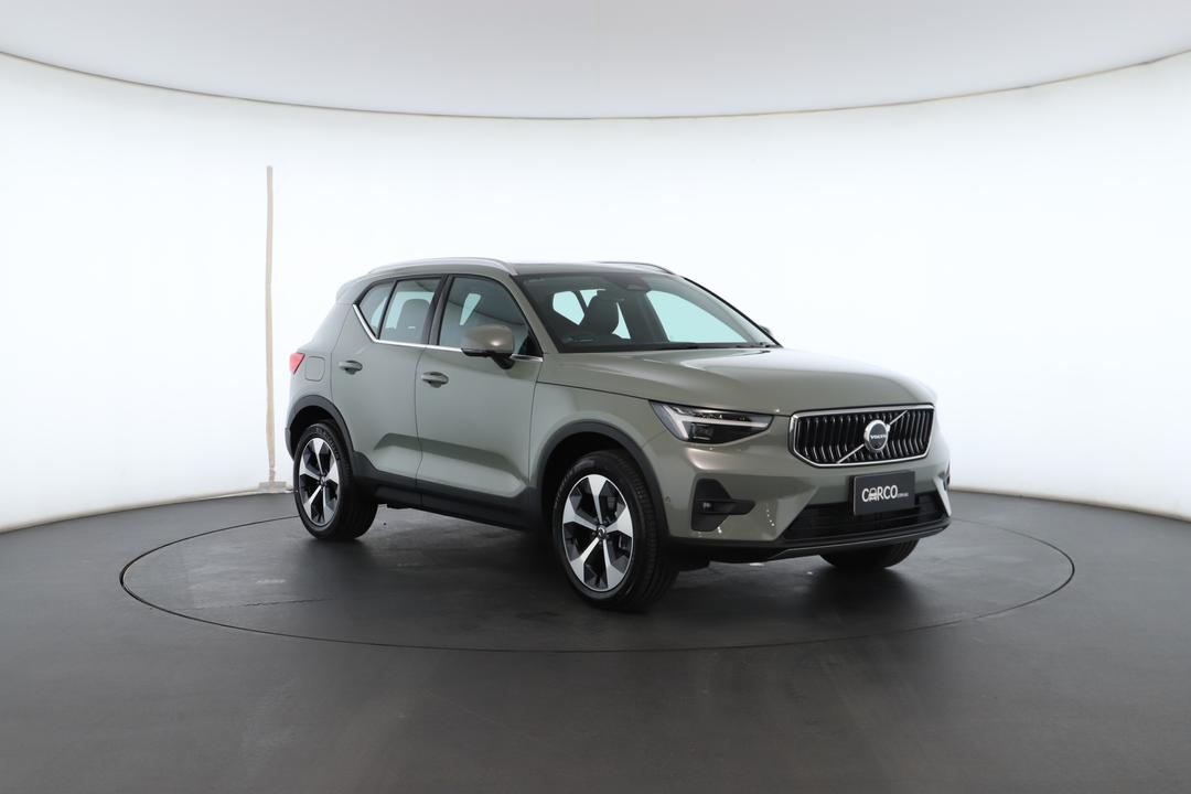 Exterior view frame 1