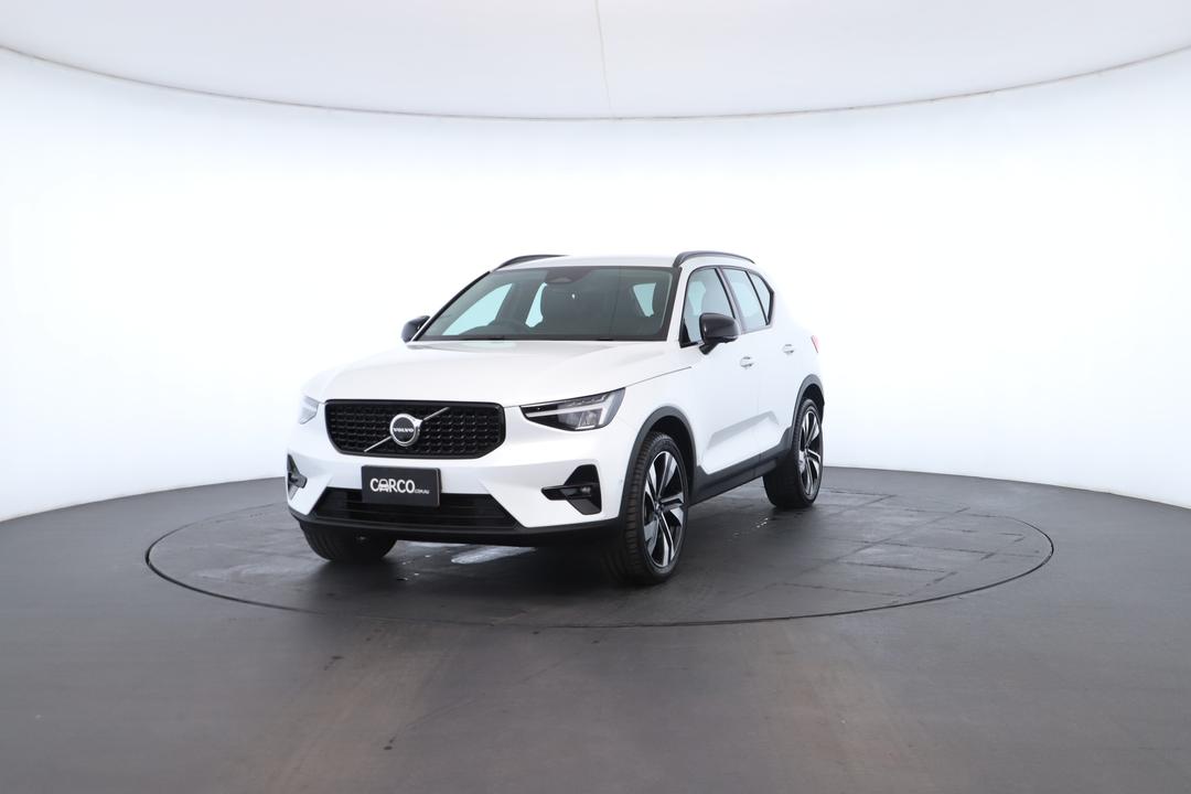 Exterior view frame 4