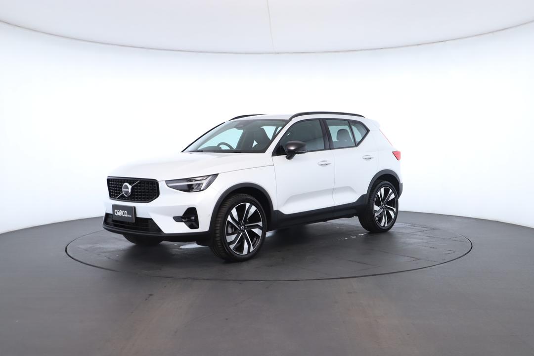 Exterior view frame 5