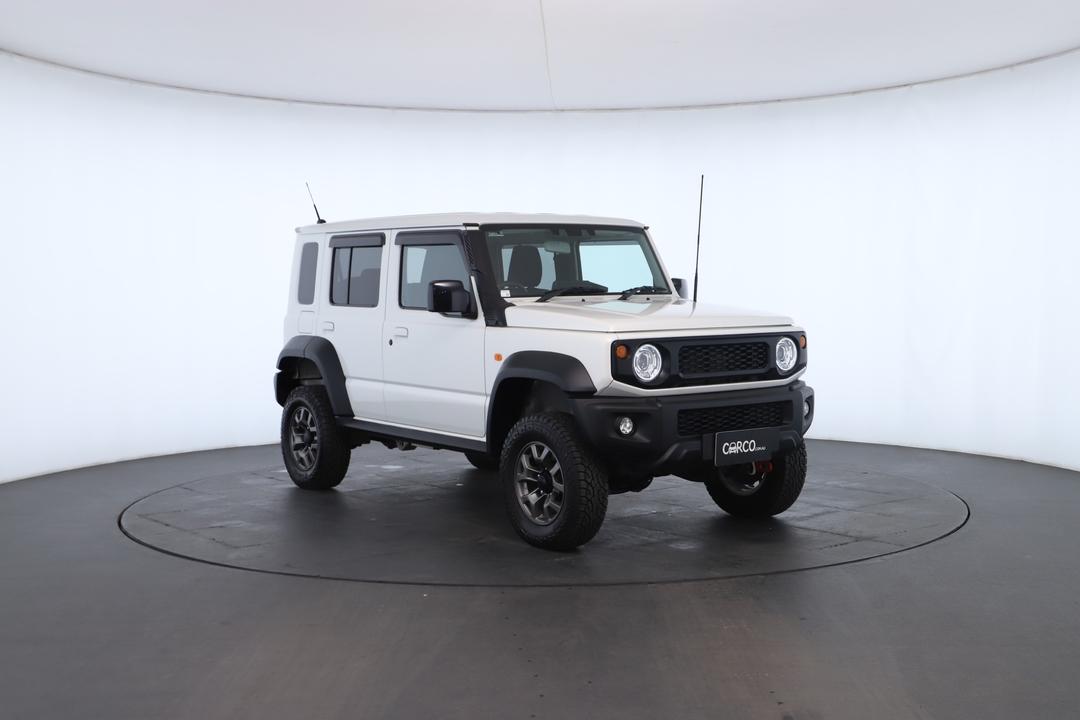 Exterior view frame 1