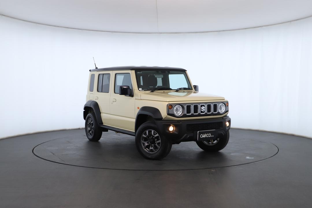 Exterior view frame 0