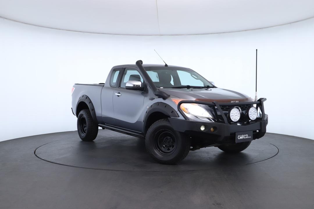 Exterior view frame 0