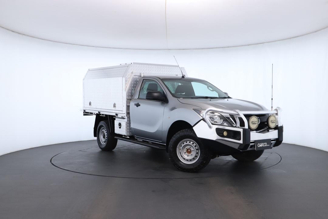 Exterior view frame 0