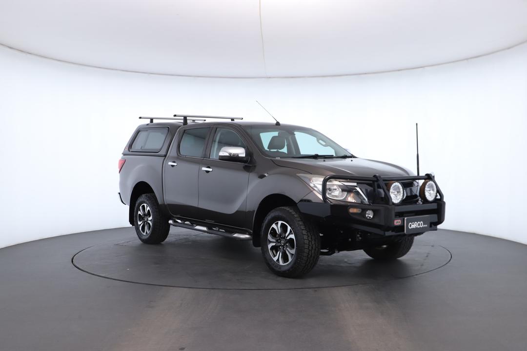 Exterior view frame 1