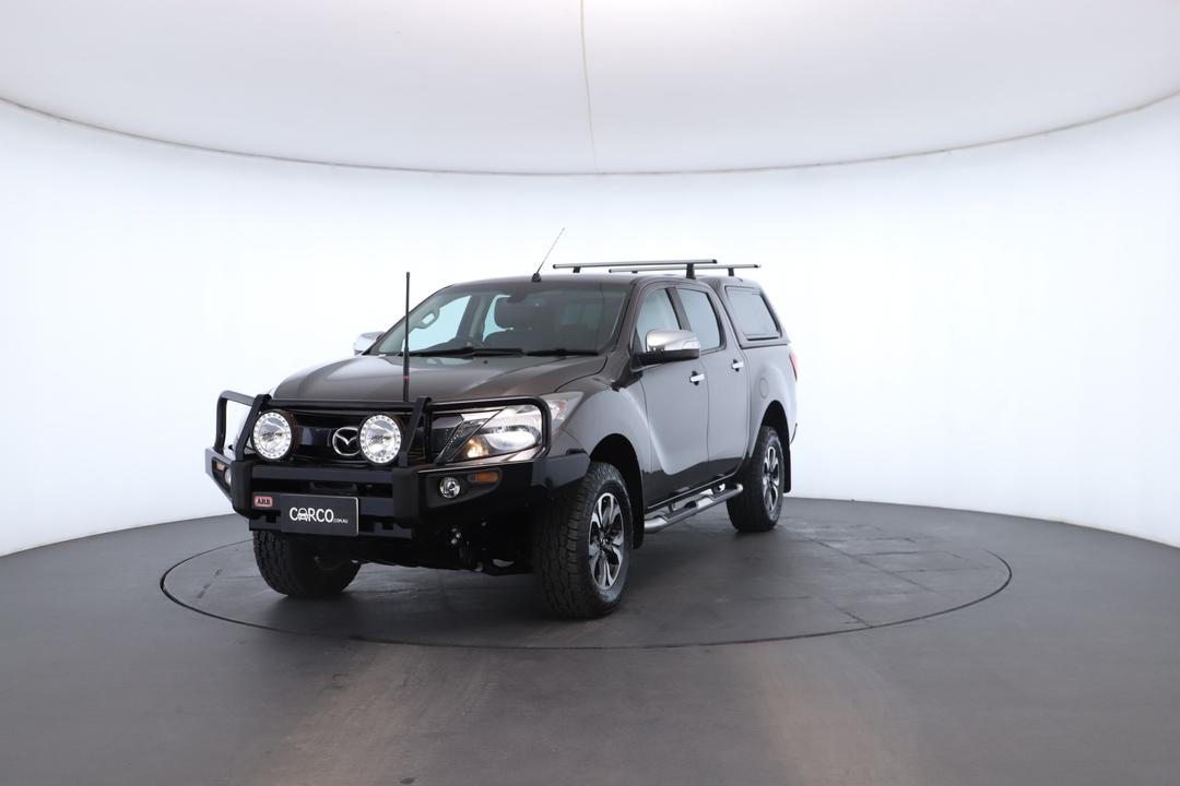 Exterior view frame 4