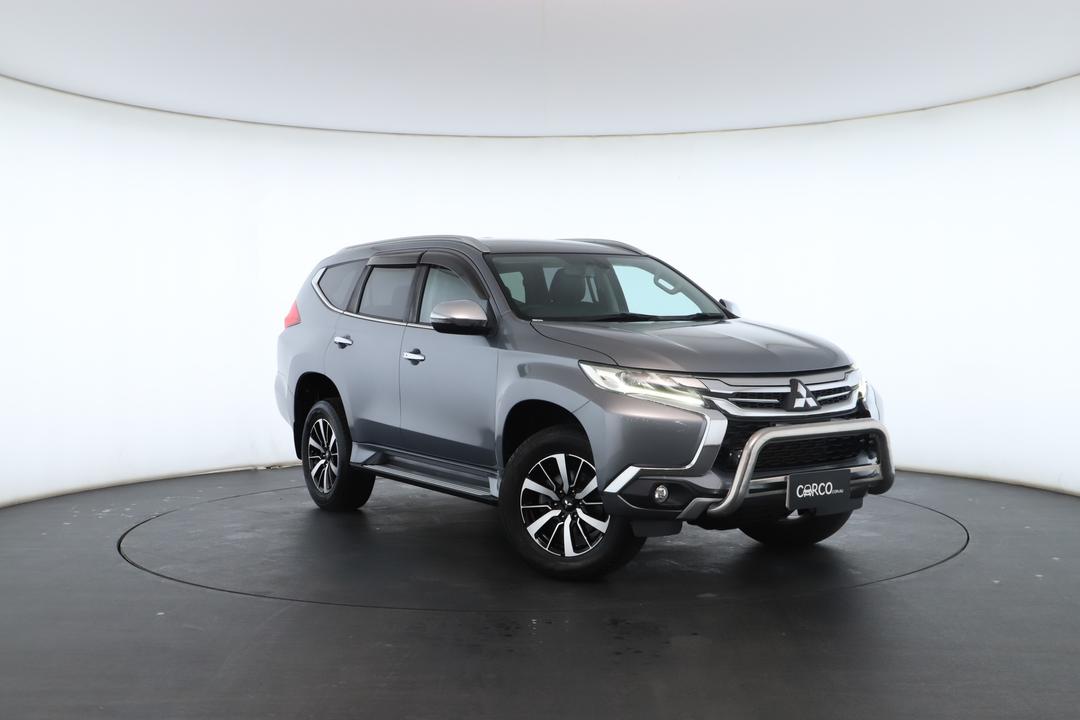 Exterior view frame 0