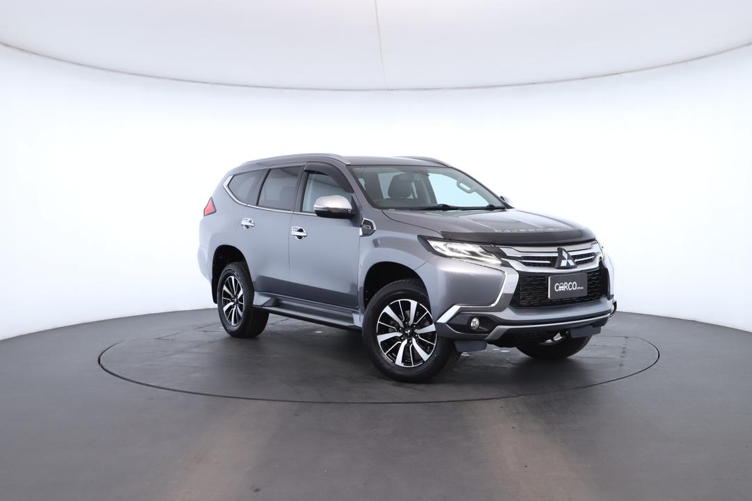 Exterior view frame 0