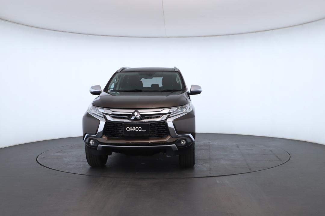 Exterior view frame 3