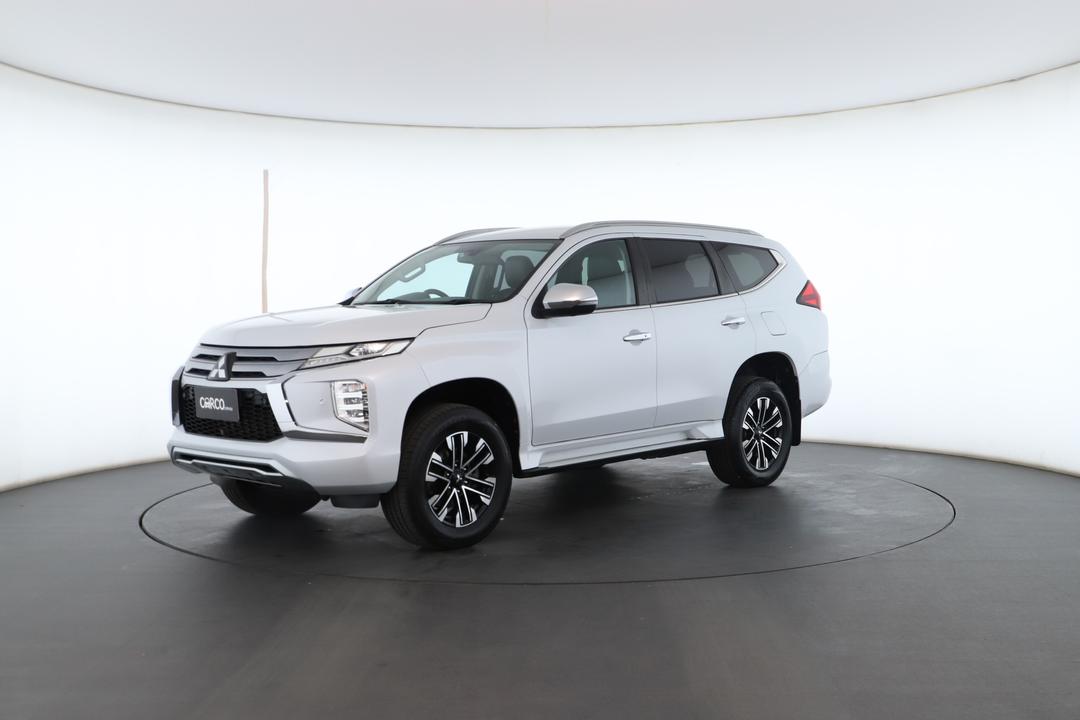 Exterior view frame 5