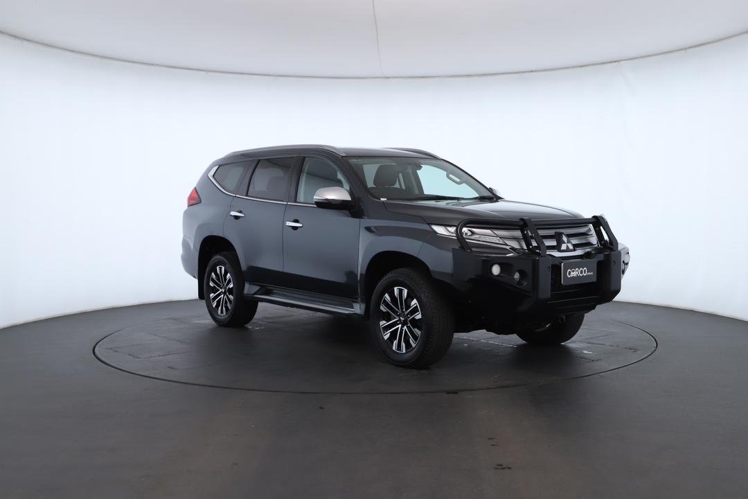 Exterior view frame 1