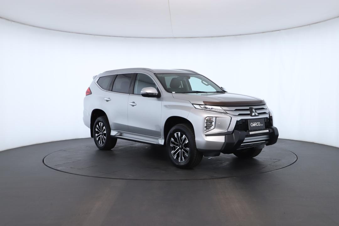 Exterior view frame 1