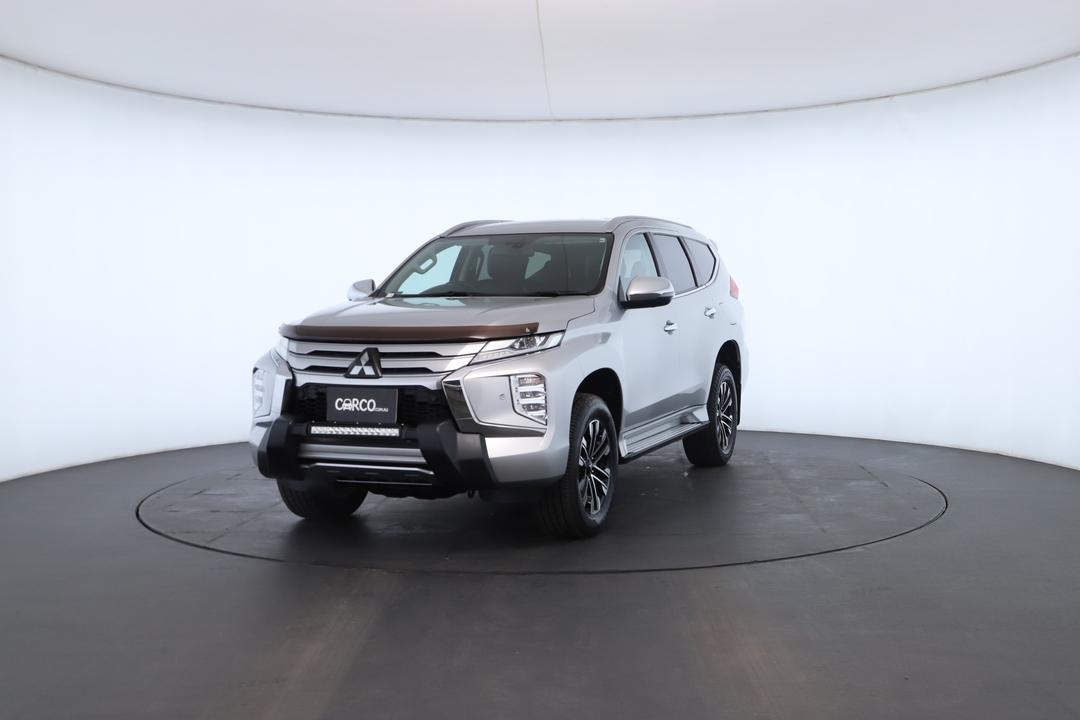 Exterior view frame 4