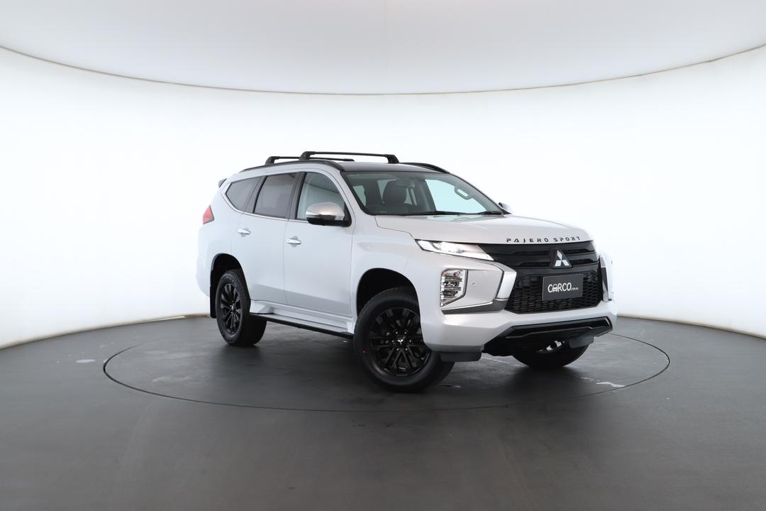 Exterior view frame 0