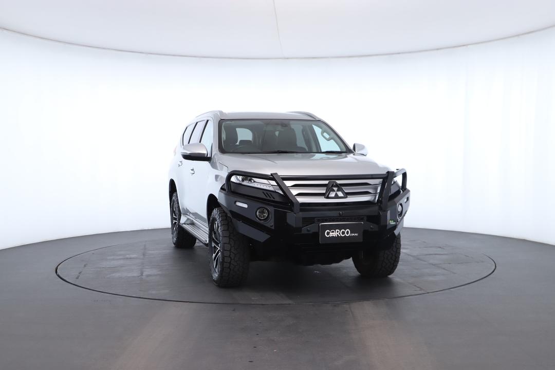 Exterior view frame 2