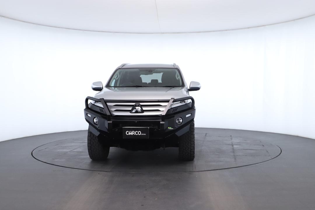 Exterior view frame 3