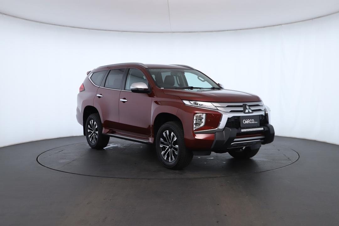 Exterior view frame 1