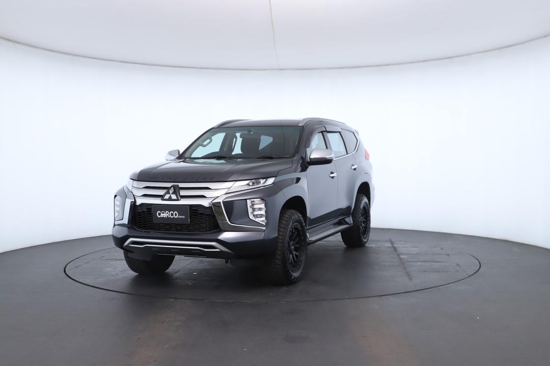 Exterior view frame 4