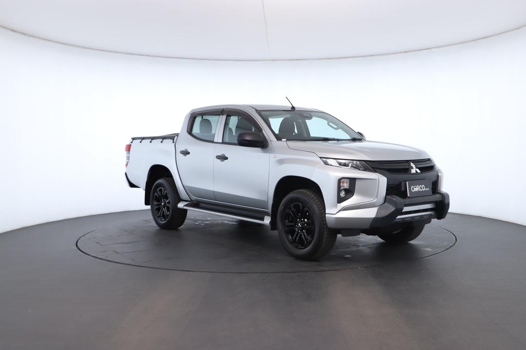 Exterior view frame 1