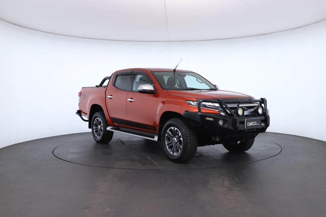 Exterior view frame 1