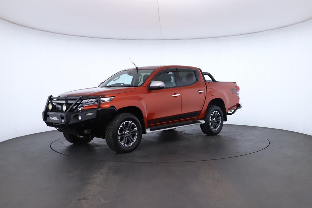 Exterior view frame 5