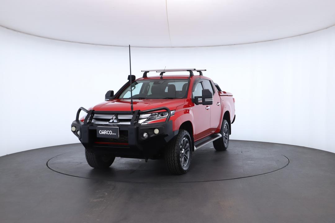 Exterior view frame 4