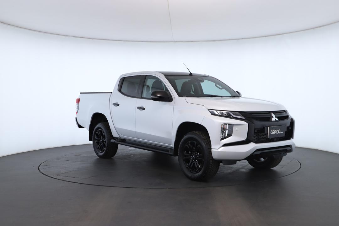 Exterior view frame 1