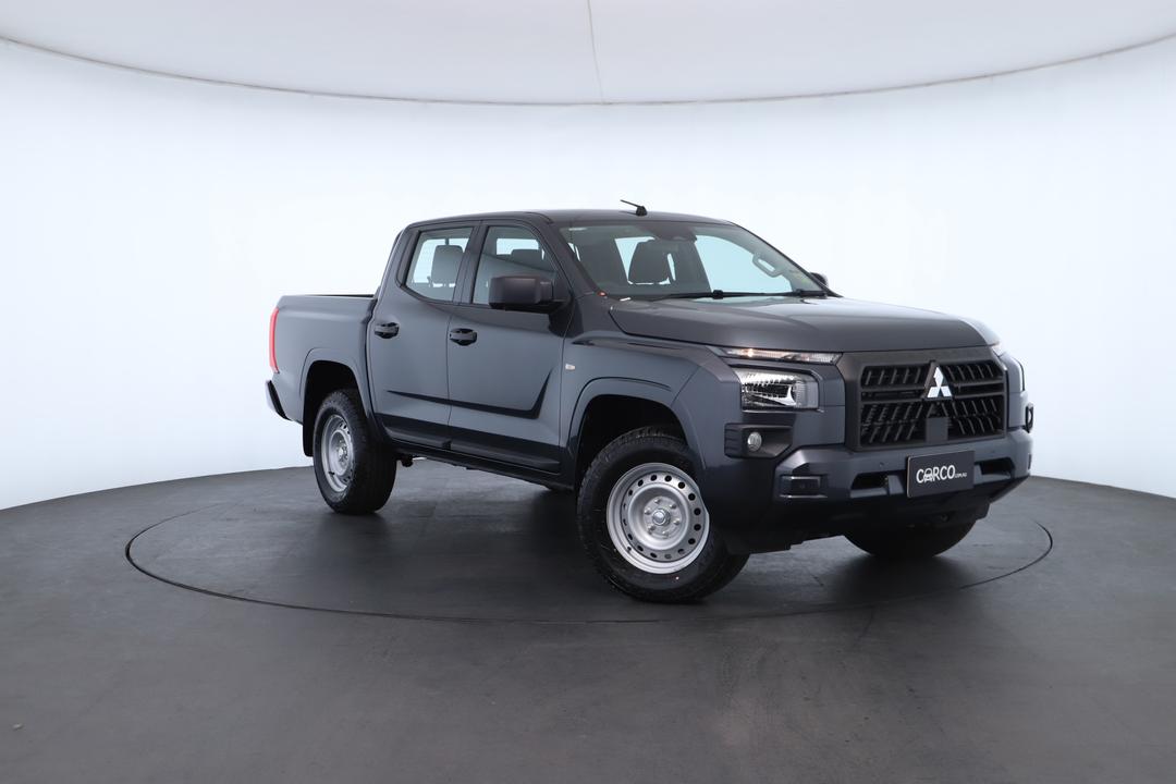 Exterior view frame 0