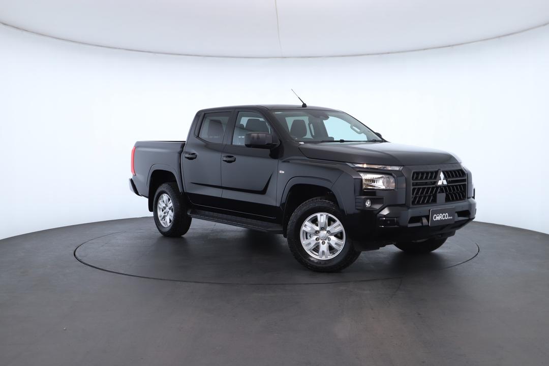 Exterior view frame 0