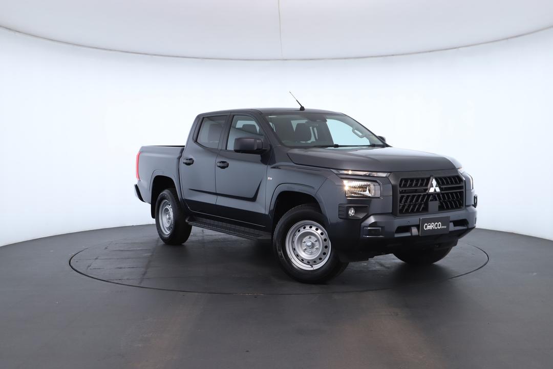 Exterior view frame 0