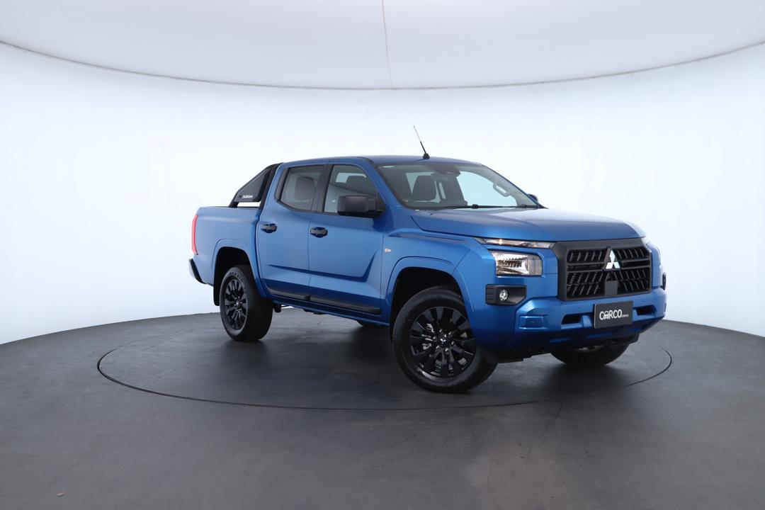 Exterior view frame 0