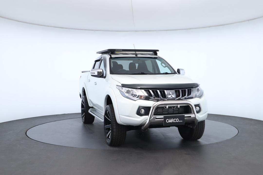 Exterior view frame 2