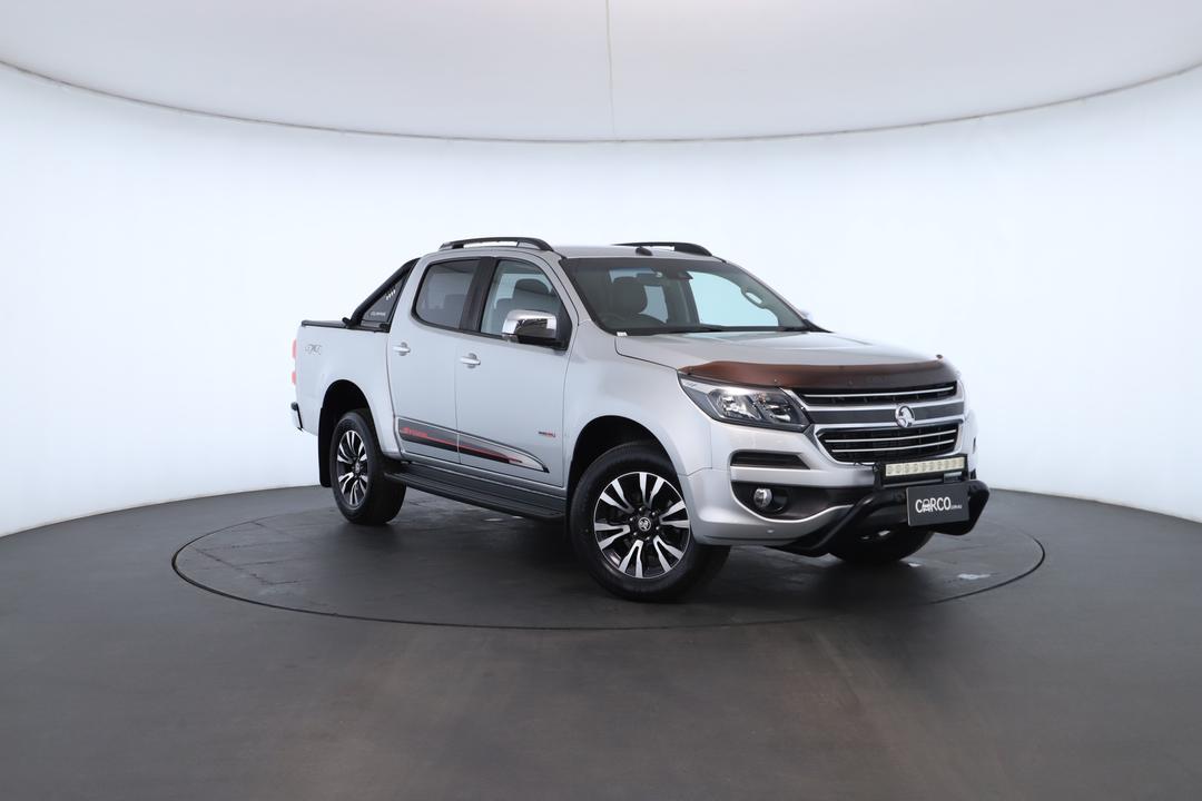 Exterior view frame 0