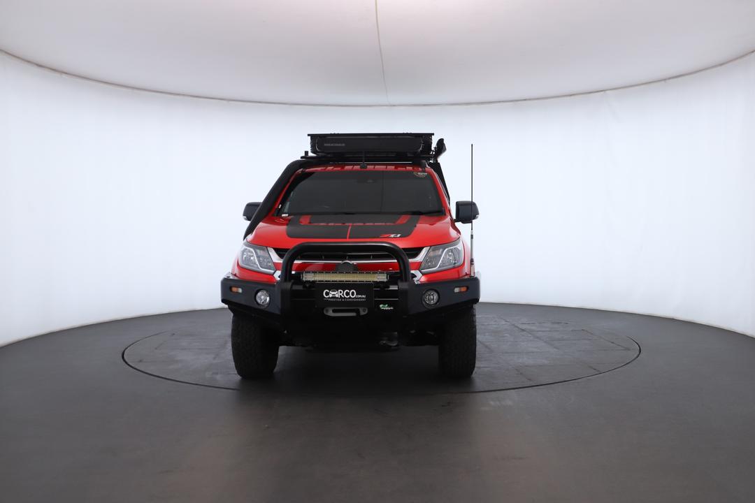 Exterior view frame 3