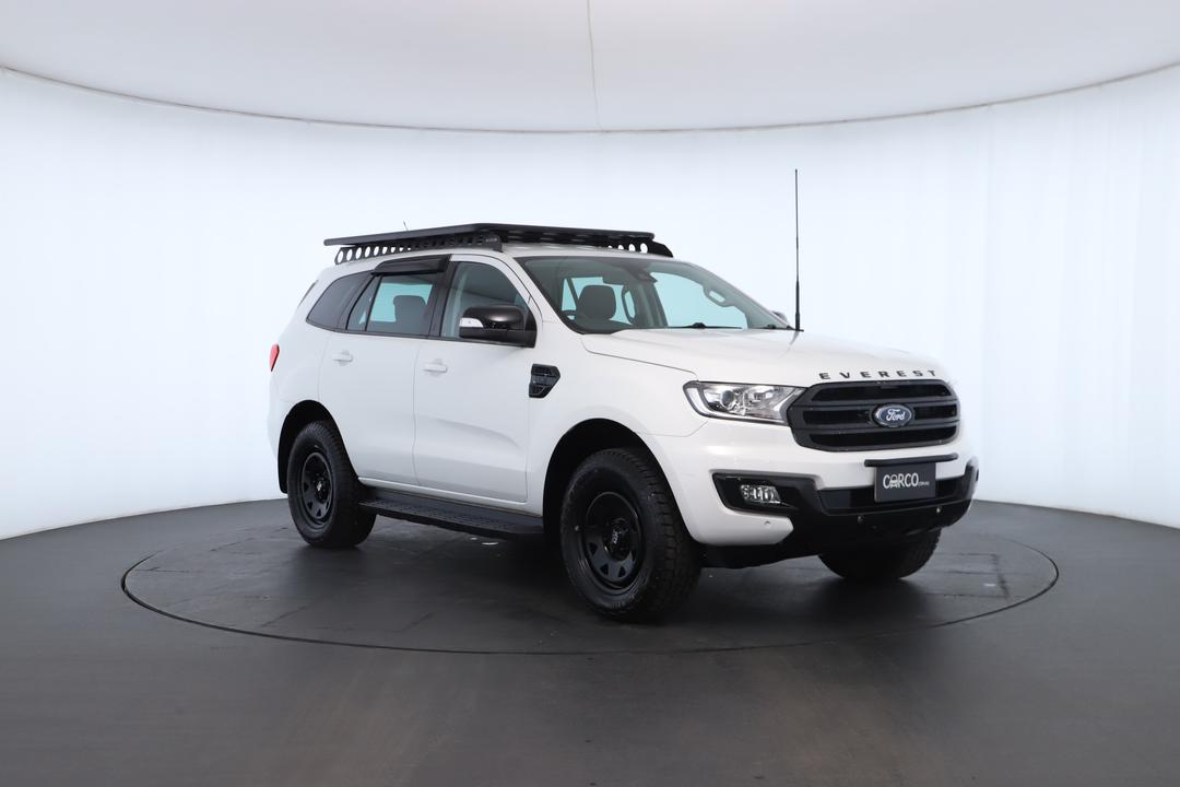 Exterior view frame 1