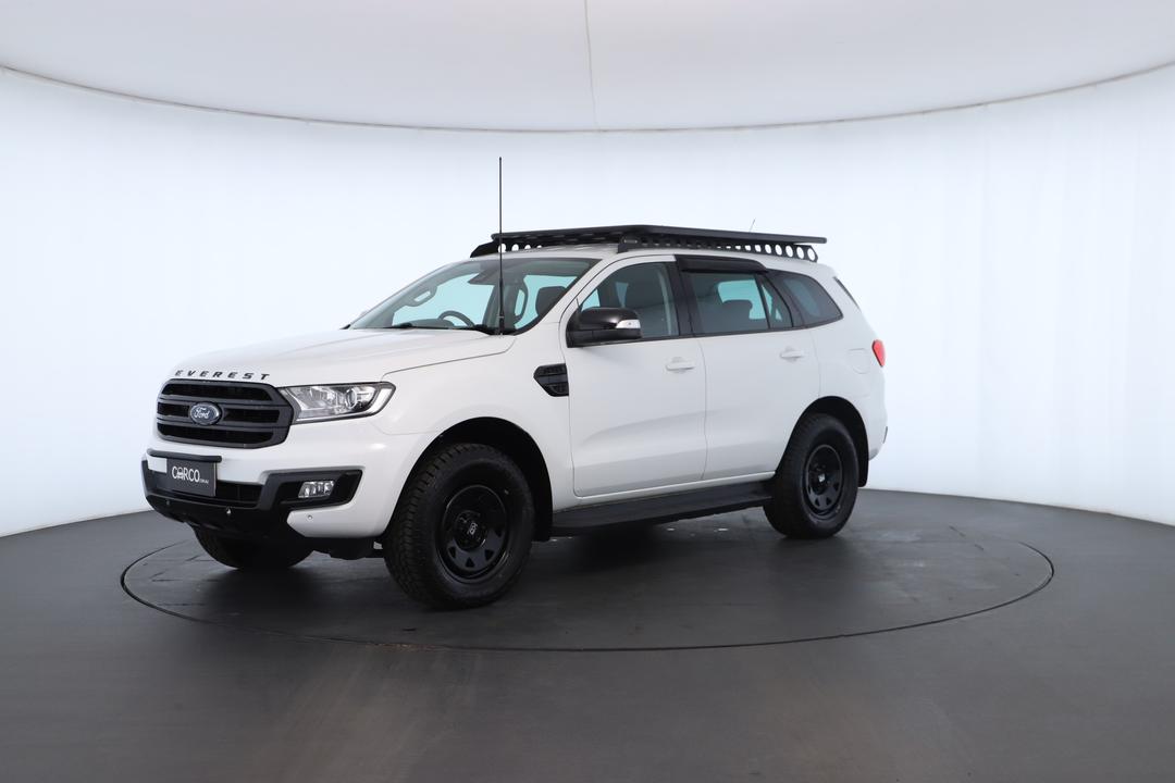 Exterior view frame 5