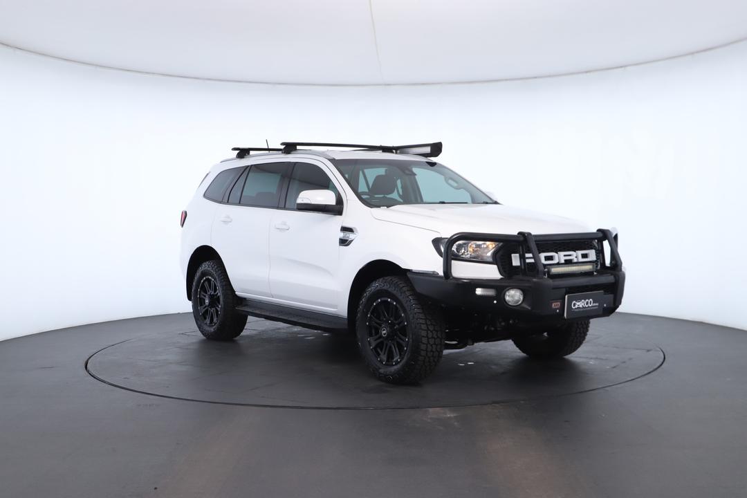 Exterior view frame 1